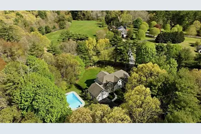 7 Shadow Farm Ln, Rochester, MA 02770 - Photo 1