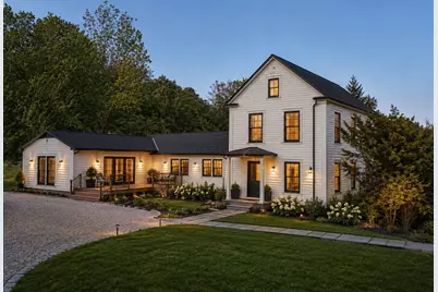 232 Hampstead St, Methuen, MA 01844 - Photo 9
