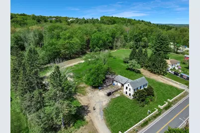 232 Hampstead St, Methuen, MA 01844 - Photo 3
