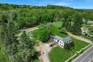 232 Hampstead St, Methuen, MA 01844 - Photo 3