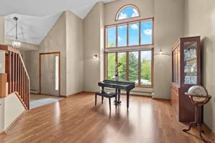 29 W Applewood Dr, Charlton, MA 01507 - Photo 5