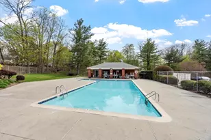 321 Place Ln, Woburn, MA 01801 - Photo 25