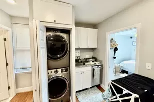 14 Cleveland Pl, Boston, MA 02113 - Photo 3