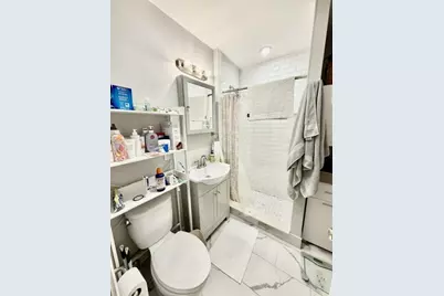 14 Cleveland Pl #3, Boston, MA 02113 - Photo 19