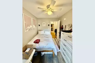 14 Cleveland Pl #3, Boston, MA 02113 - Photo 9