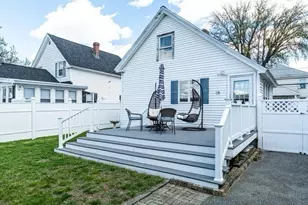 516 Lakeview Ave, Lowell, MA 01850 - Photo 13
