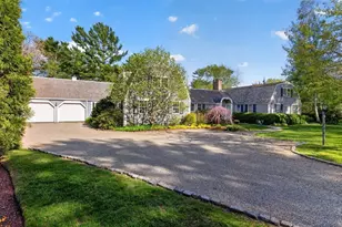 14 Vine St, Marion, MA 02738 - Photo 3