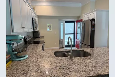 445 Berlin St #7, Clinton, MA 01510 - Photo 5