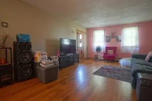92 Walter St, Chicopee, MA 01013 - Photo 11