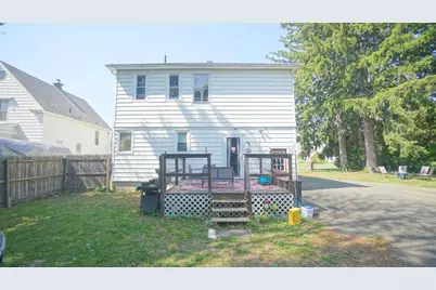 92 Walter St, Chicopee, MA 01013 - Photo 7