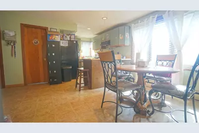 92 Walter St, Chicopee, MA 01013 - Photo 15