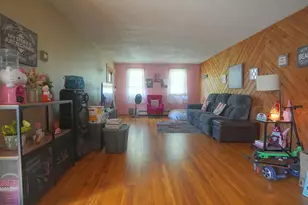 92 Walter St, Chicopee, MA 01013 - Photo 13