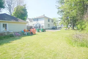 92 Walter St, Chicopee, MA 01013 - Photo 5