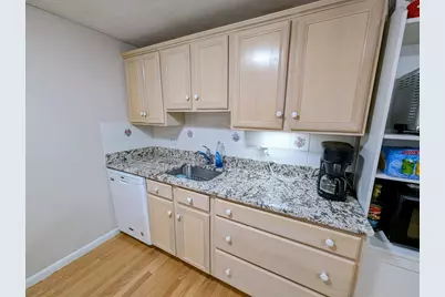 89 Pleasant St #C1, Medfield, MA 02052 - Photo 3