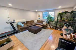 89 Pleasant St, Medfield, MA 02052 - Photo 7