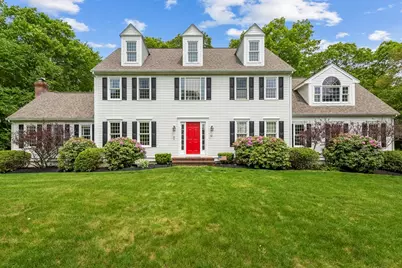 53 Arnold Way, Uxbridge, MA 01569 - Photo 1