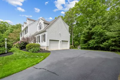 53 Arnold Way, Uxbridge, MA 01569 - Photo 3