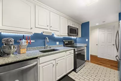 96 Old Colony Ave #365, Taunton, MA 02718 - Photo 5