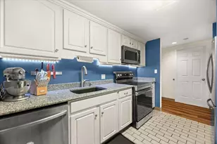 96 Old Colony Ave, Taunton, MA 02718 - Photo 5