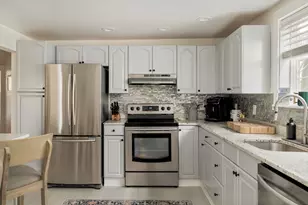 3 Heath St, Somerville, MA 02145 - Photo 3