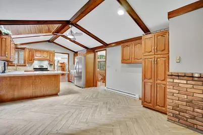 215 Barry St, Agawam, MA 01030 - Photo 13