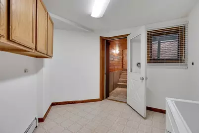 215 Barry St, Agawam, MA 01030 - Photo 23