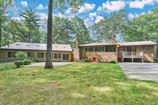 215 Barry St, Agawam, MA 01030 - Photo 9