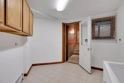 215 Barry St, Agawam, MA 01030 - Photo 31