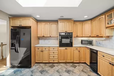 11 Hingston Circle, Braintree, MA 02184 - Photo 5