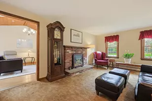 606 Washington St, Franklin, MA 02038 - Photo 17