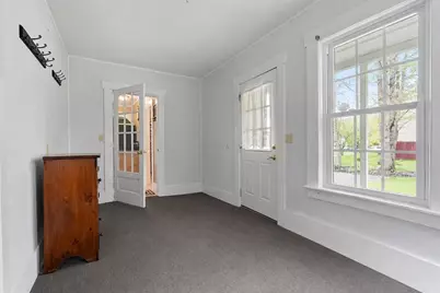 60 W Chestnut St, Athol, MA 01331 - Photo 13
