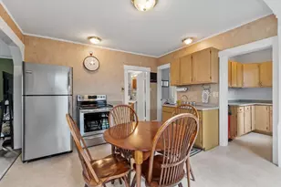 60 W Chestnut St, Athol, MA 01331 - Photo 9