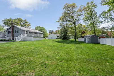 83 Mullen Ln, Dracut, MA 01826 - Photo 37