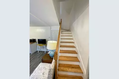 8 Pike St #8, Hopkinton, MA 01748 - Photo 3
