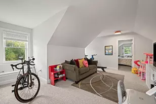 2 Summer Hill Cir, Arlington, MA 02474 - Photo 35