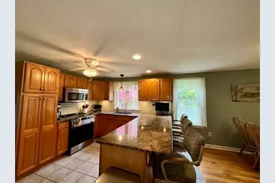 112 Smith St, Attleboro, MA 02703 - Photo 23