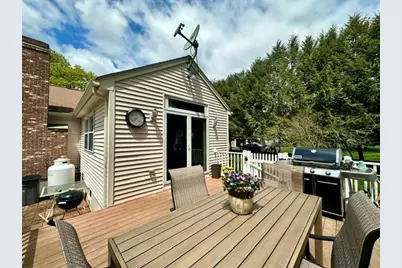112 Smith St, Attleboro, MA 02703 - Photo 13