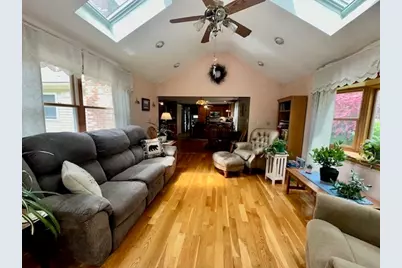 112 Smith St, Attleboro, MA 02703 - Photo 17