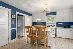 26 Powder Mill Rd, Maynard, MA 01754 - Photo 7