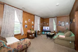 9-11 Maple St, Spencer, MA 01562 - Photo 9