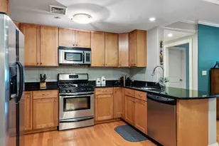 426 Main St, Stoneham, MA 02180 - Photo 3