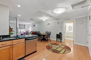 426 Main St, Stoneham, MA 02180 - Photo 11