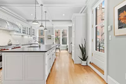 319 Beacon Street, Boston, MA 02116 - Photo 13
