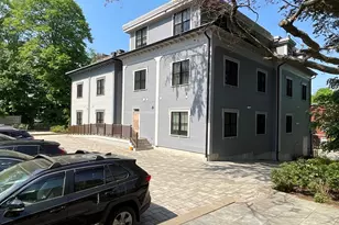 106 Forest Hills St, Boston, MA 02130 - Photo 9