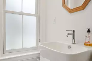 8 Florence St, Cambridge, MA 02139 - Photo 15