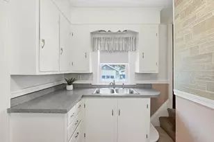 127 Glendale St, Worcester, MA 01602 - Photo 11