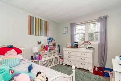 17 Francine Rd, Framingham, MA 01701 - Photo 11