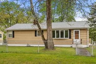 200 Royal St, Chicopee, MA 01020 - Photo 35