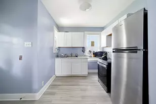 48 Crystal St, Pittsfield, MA 01201 - Photo 11
