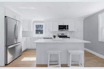 35 Hartford Ave, Bellingham, MA 02019 - Photo 3